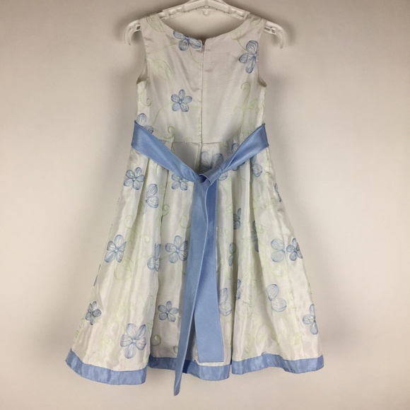 Beautiful Party Dress | Girls 6 - Picture 2 of 8